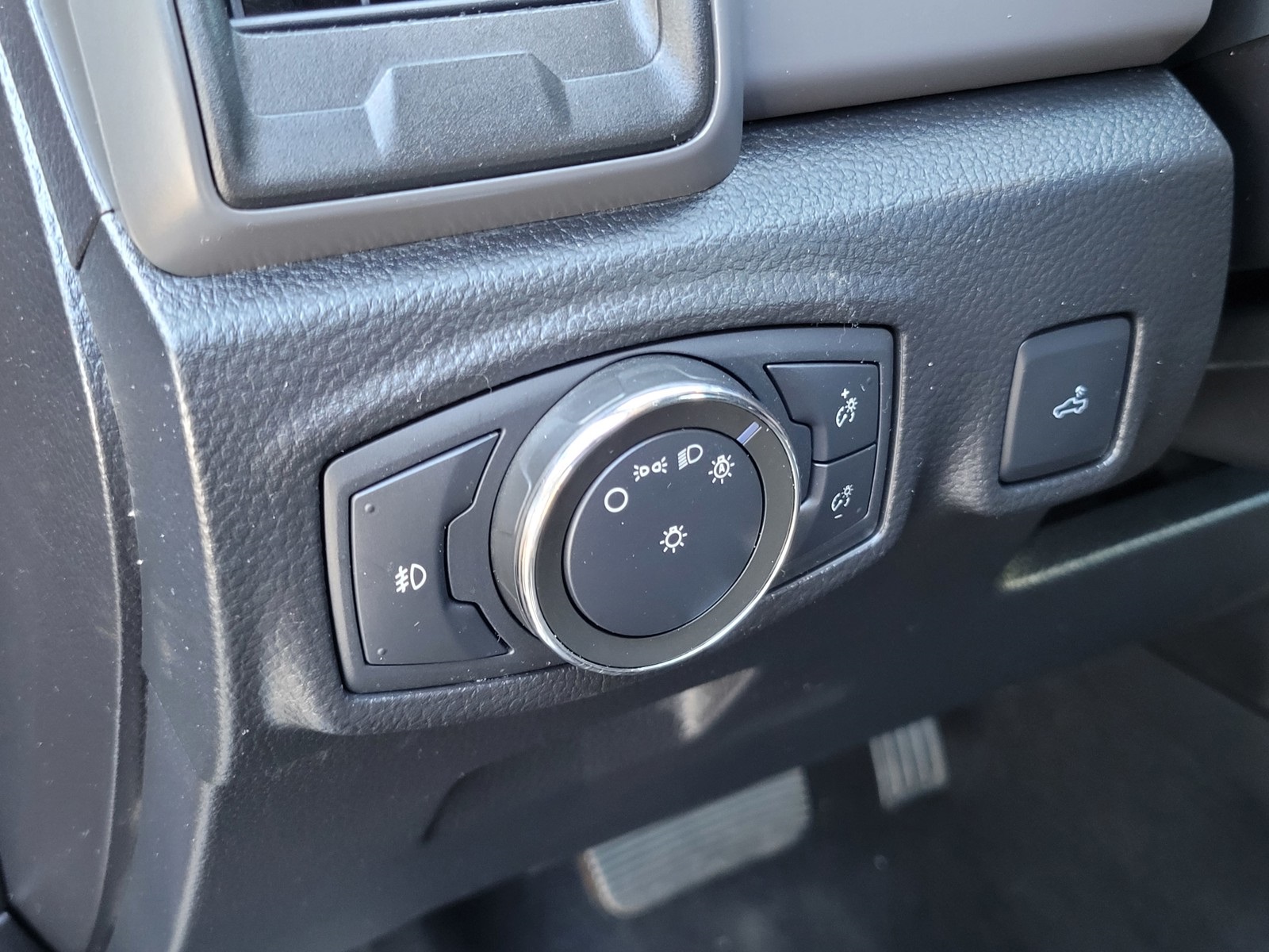 2021 Ford Ranger XL photo 16