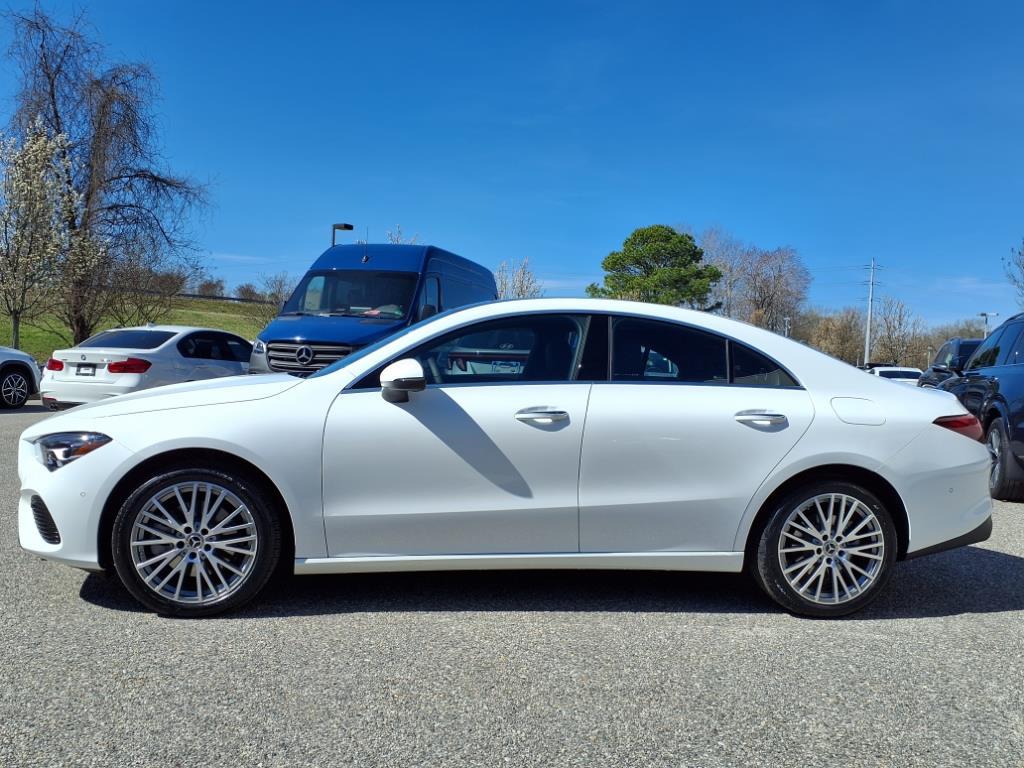 2025 Mercedes Benz CLA 250 photo 4