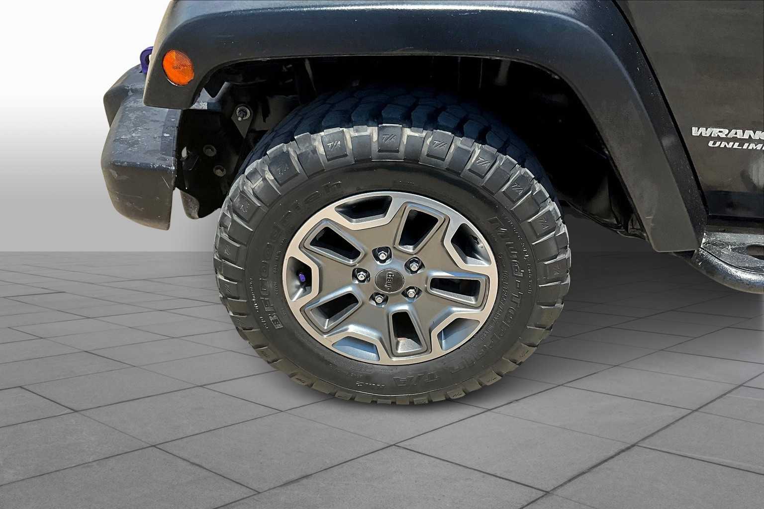 2015 Jeep Wrangler Unlimited Rubicon photo 9