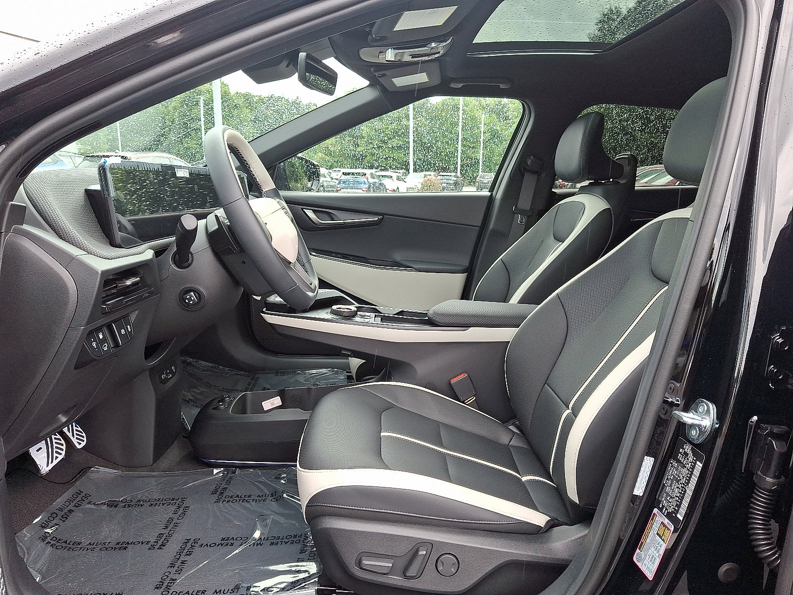 2025 Kia EV6 GT-Line photo 6