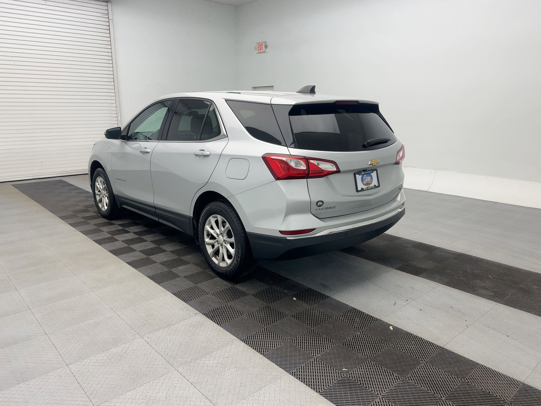 2019 Chevrolet Equinox LT photo 3