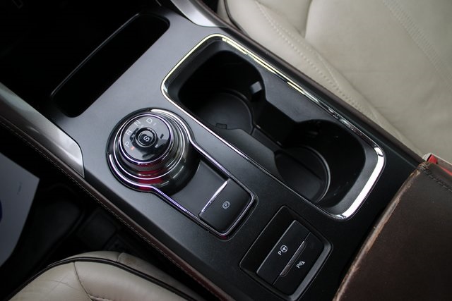2017 Ford Fusion Platinum photo 25