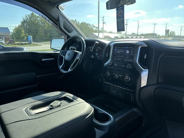 2021 Chevrolet Silverado 1500 RST photo 9