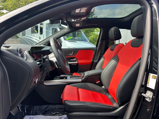 2025 Mercedes Benz GLA 250 4MATIC photo 16