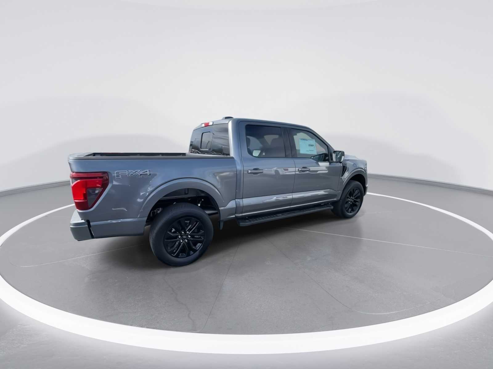 2024 Ford F-150 XLT photo 8