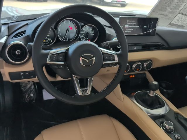 2025 Mazda MX-5 Miata Miata Grand Touring photo 9