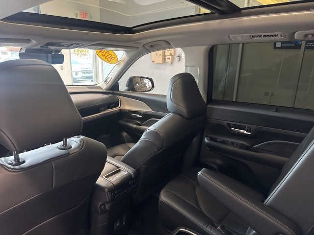 2024 Toyota Grand Highlander Platinum photo 17