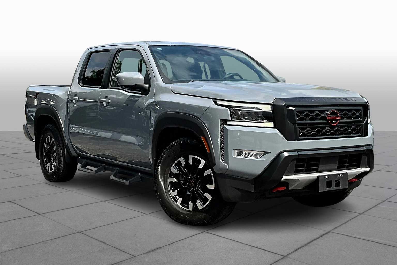 2023 Nissan Frontier PRO-X photo 3