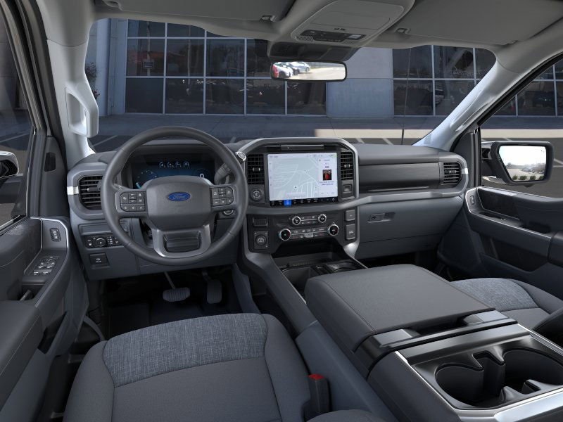 2025 Ford F-150 XLT photo 33
