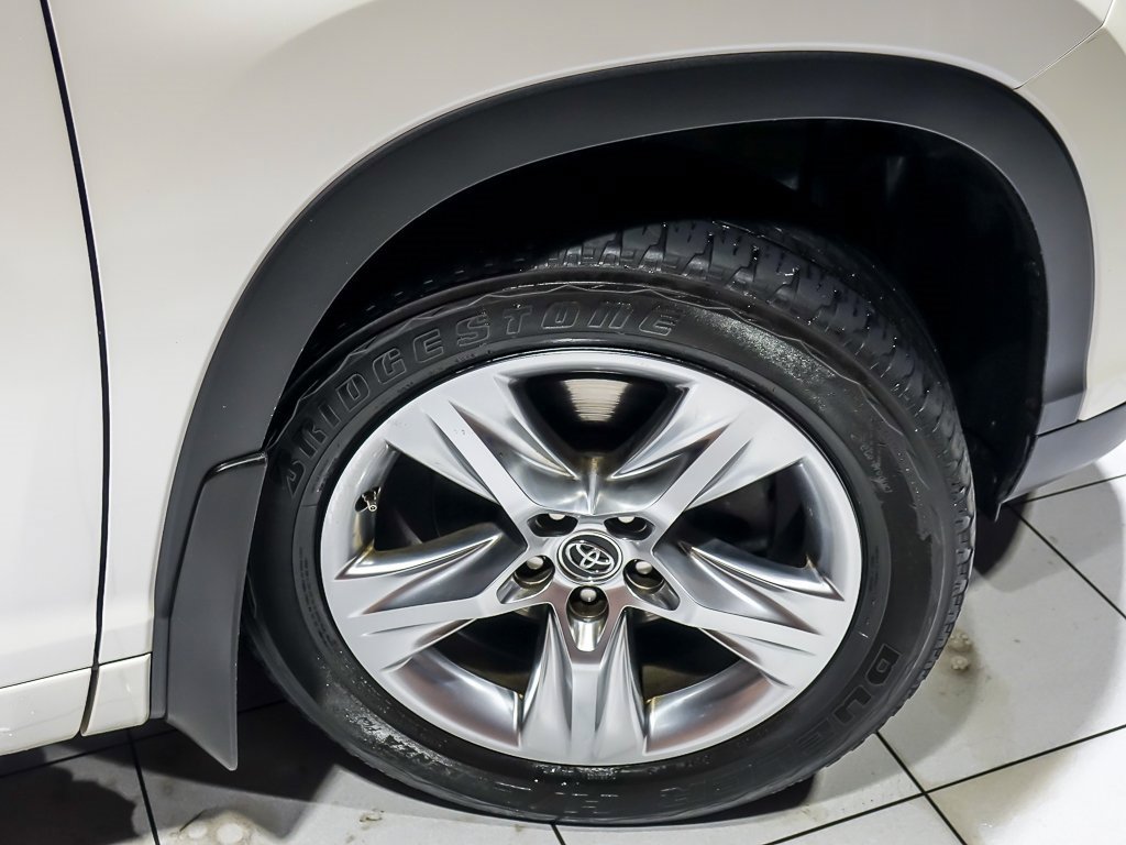 2016 TOYOTA HIGHLANDER - Image 11