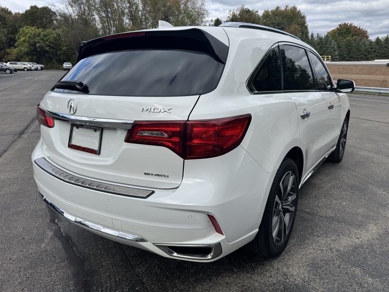 2020 Acura MDX SH-AWD Advance photo 3
