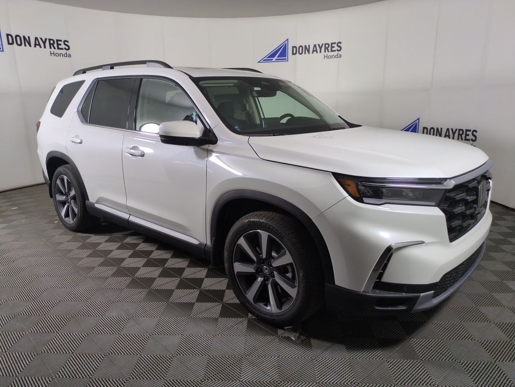 2025 Honda Pilot Touring photo 7