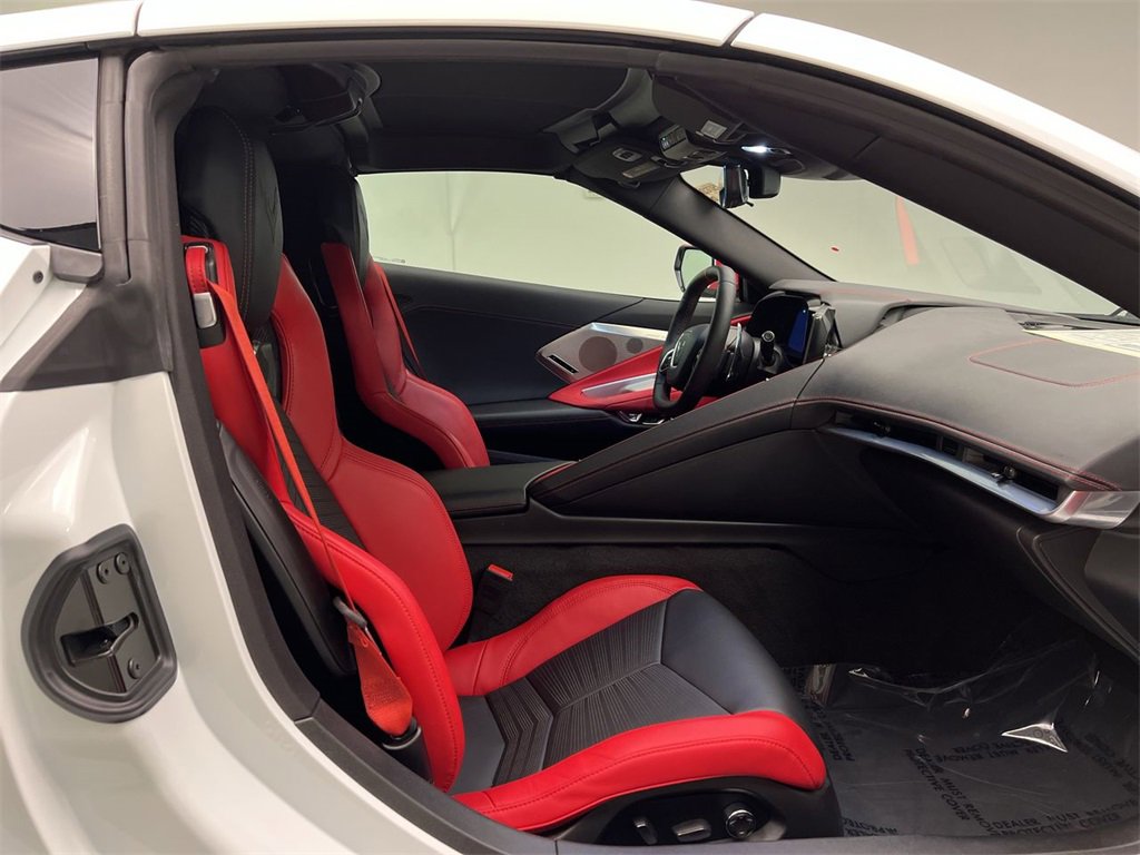 2024 Chevrolet Corvette Stingray 2LT photo 21