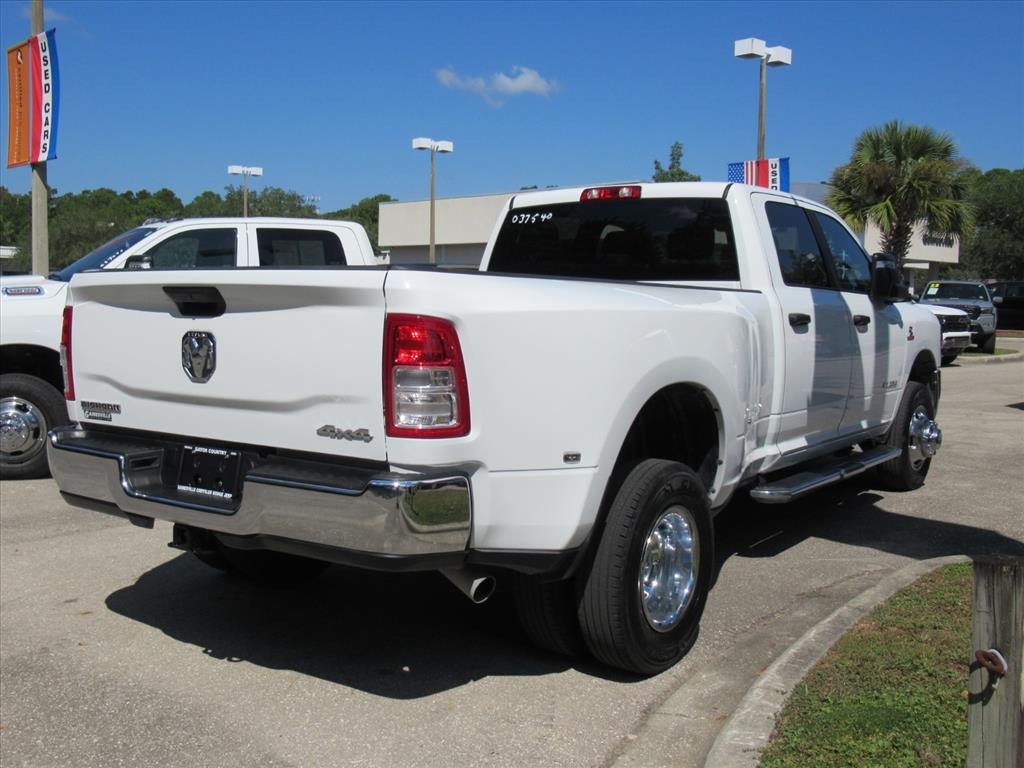2024 Ram 3500 Big Horn photo 4