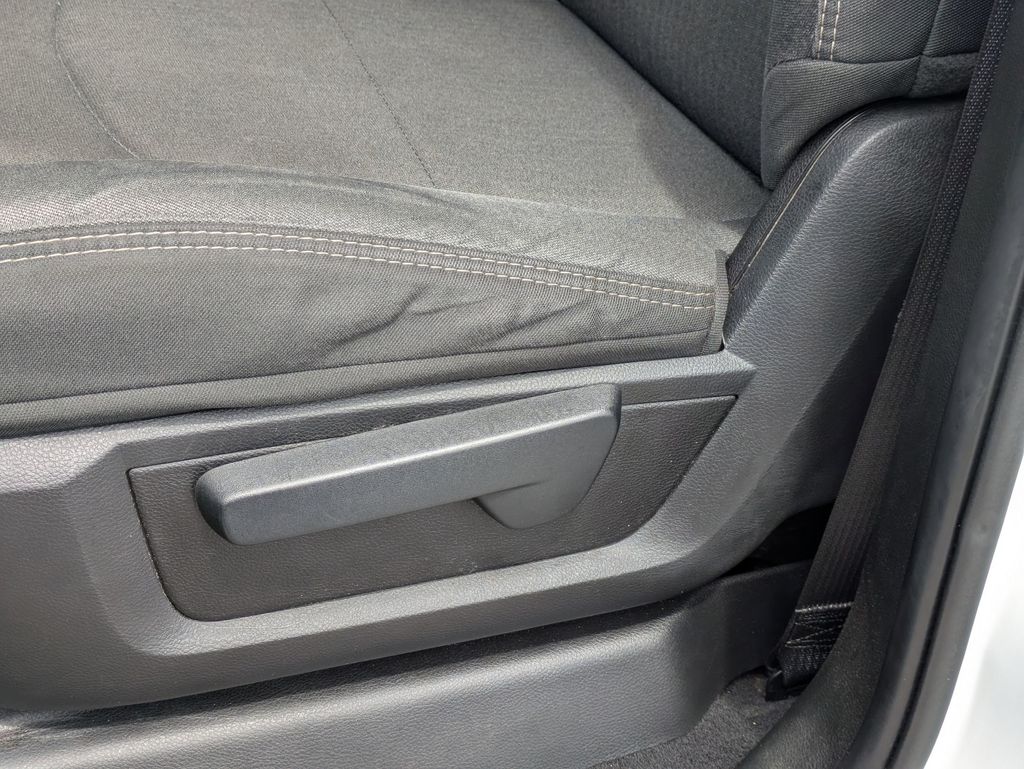2020 Ram 3500 Tradesman photo 13