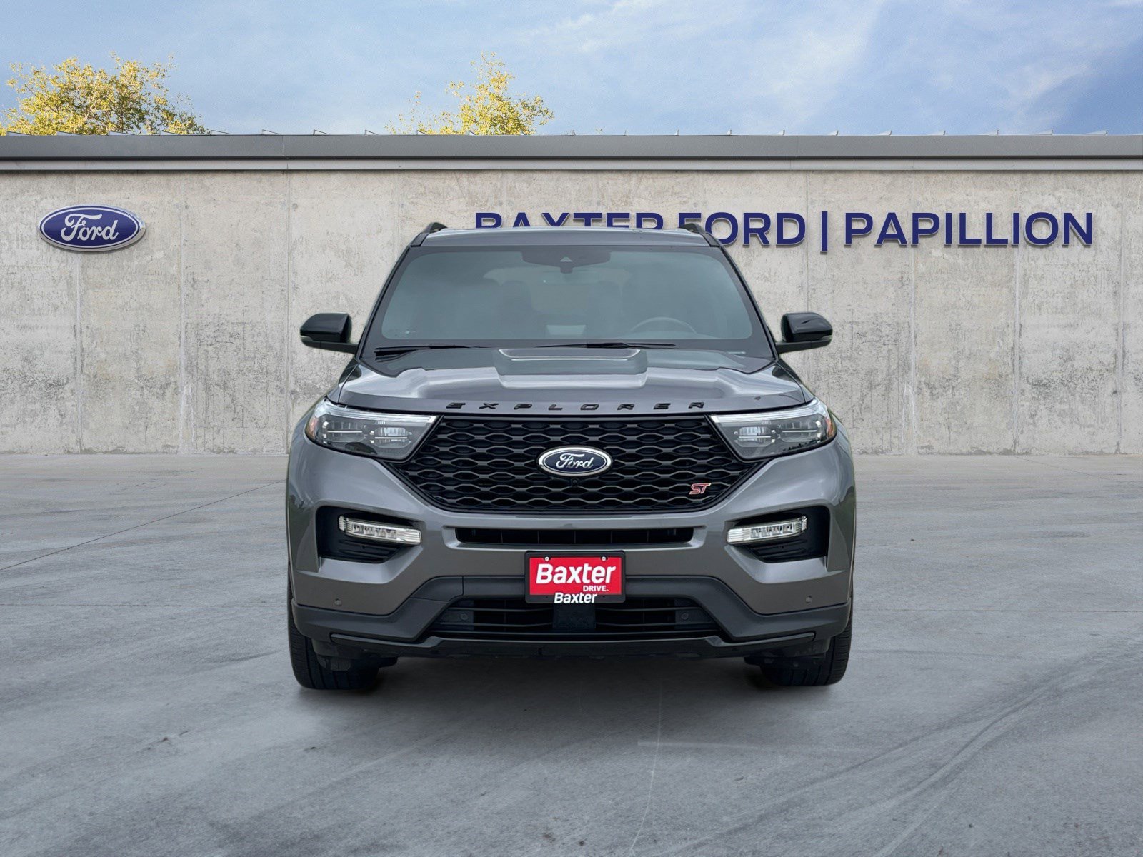 2021 Ford Explorer ST photo 3