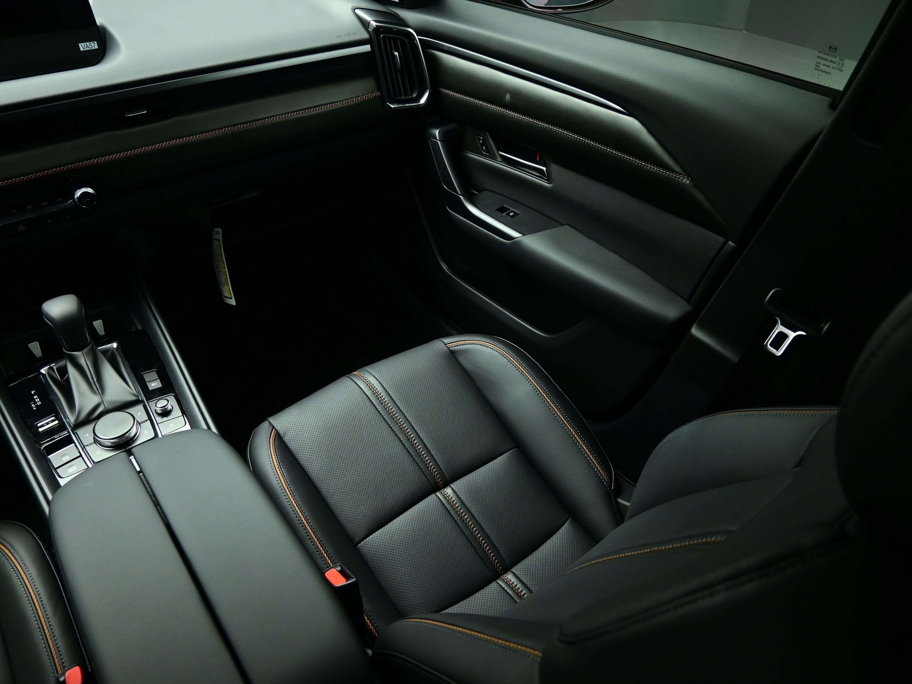 2025 Mazda CX-50 Premium Plus photo 11