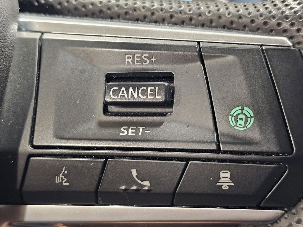 2023 Mitsubishi Outlander SEL photo 18