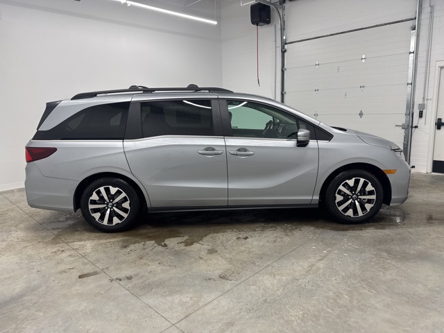 2026 Honda Odyssey EX-L photo 4