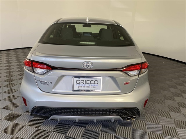 2022 Toyota Corolla SE photo 6