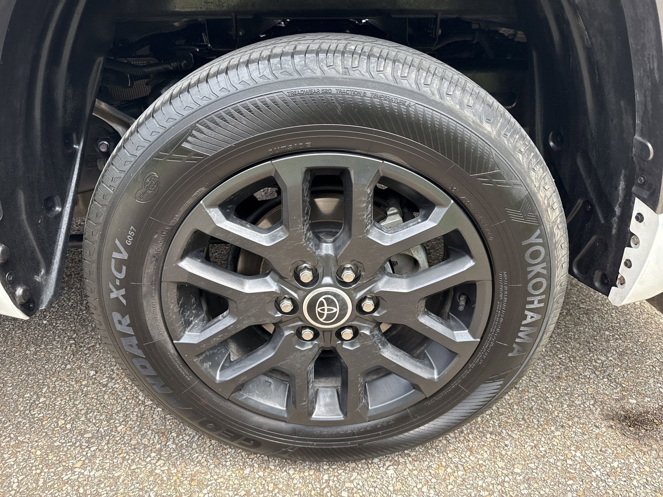 2023 Toyota Tundra Limited photo 11