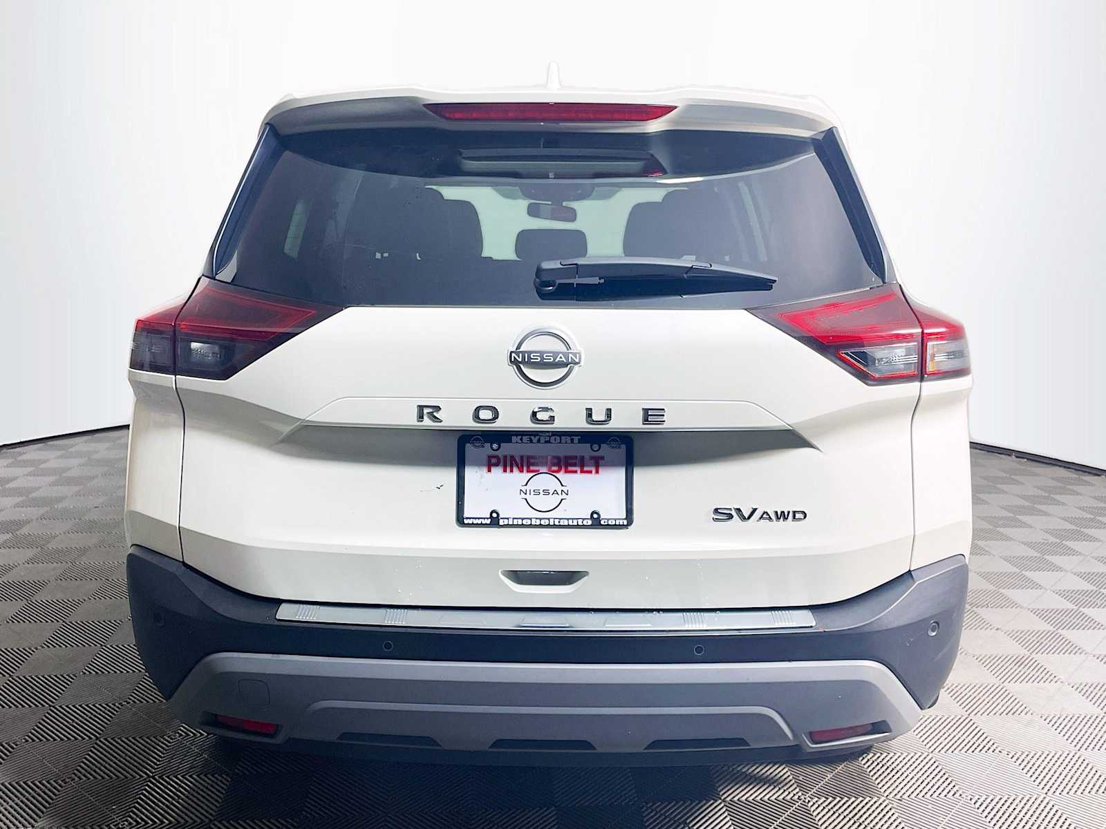 2022 Nissan Rogue SV photo 5