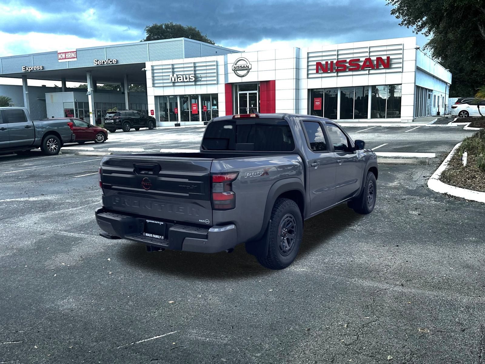2025 Nissan Frontier PRO-X photo 2