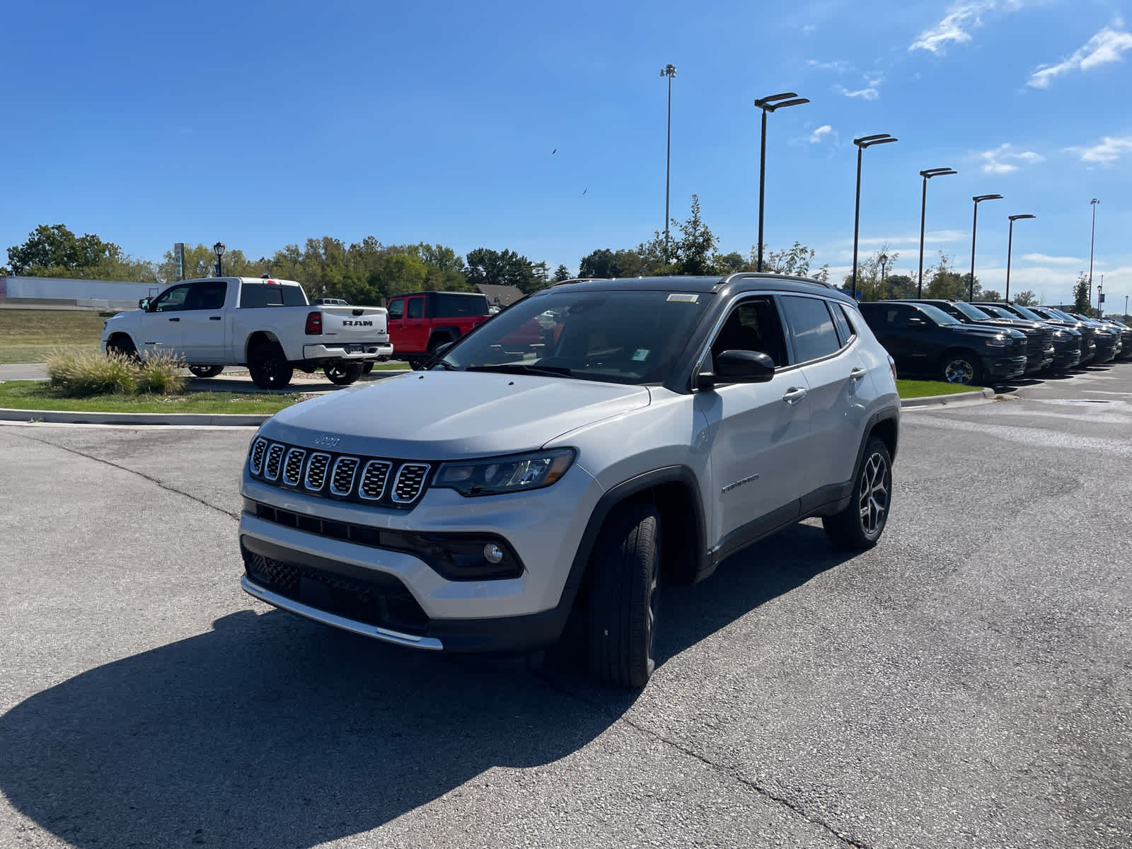 2026 Jeep Compass Limited photo 3