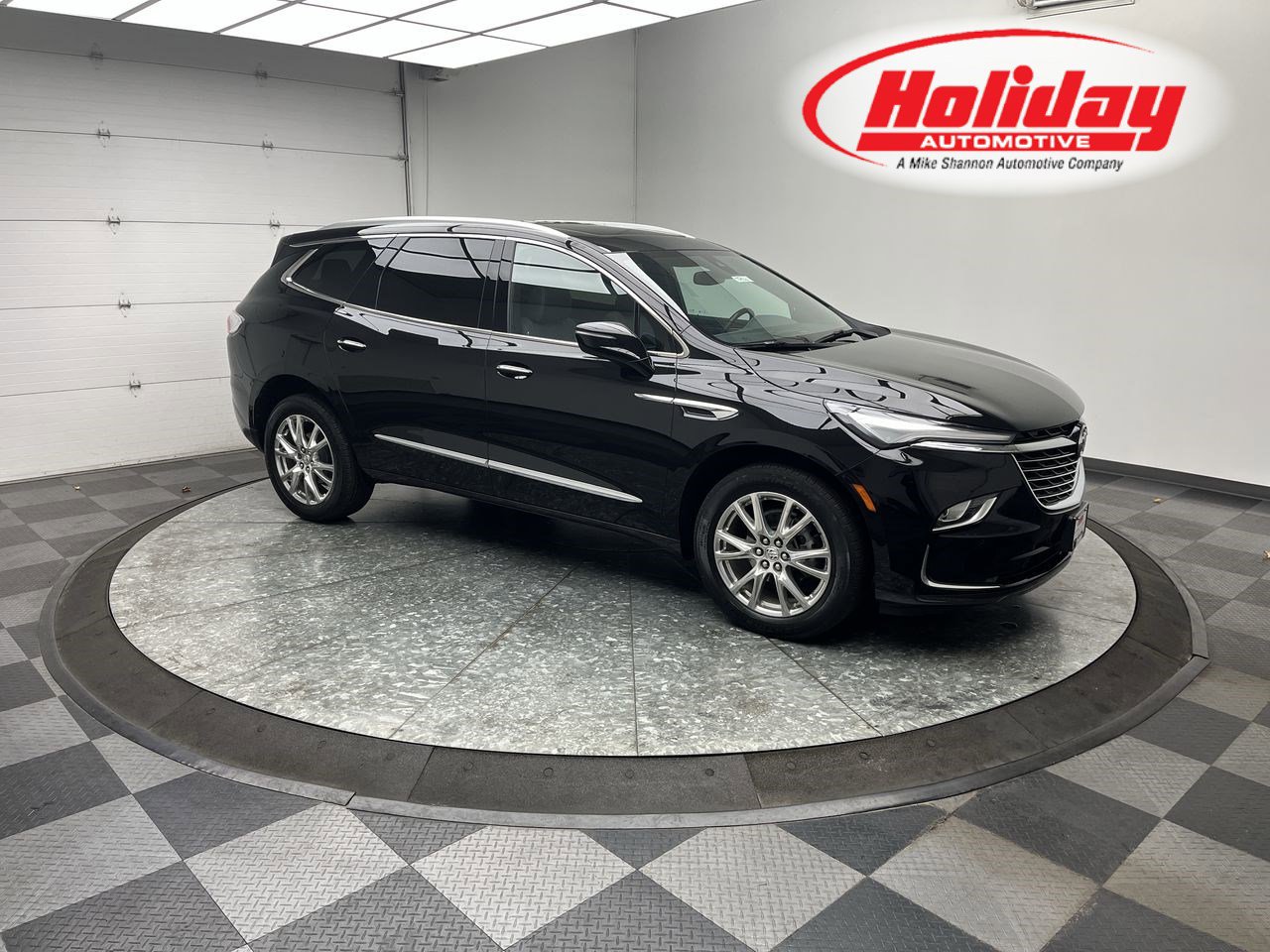 2023 Buick Enclave Essence's photo