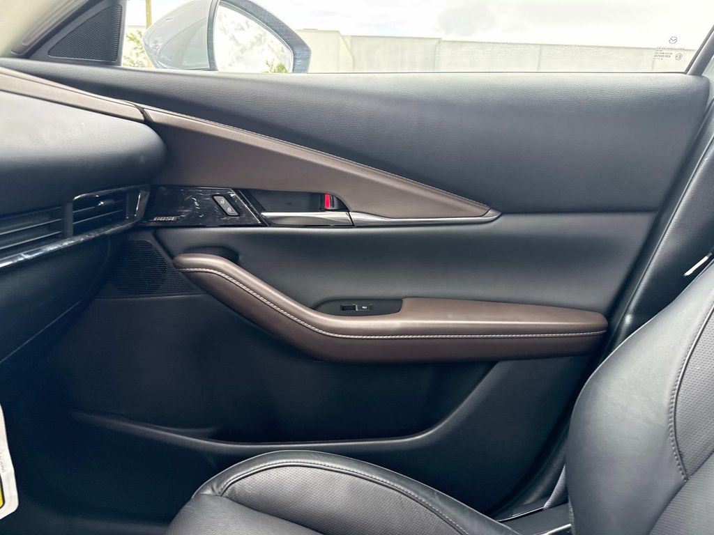 2025 Mazda CX-30 2.5 S Premium photo 23