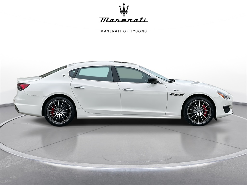 2024 Maserati Quattroporte Modena Ultima's photo