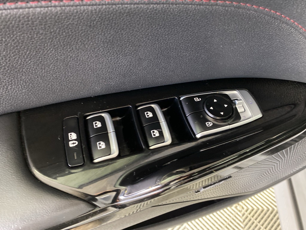 2024 Kia K5 GT photo 11