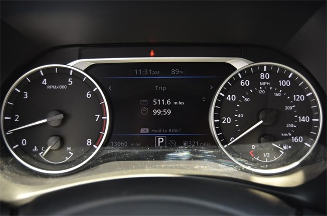 2024 Nissan Sentra SR photo 10