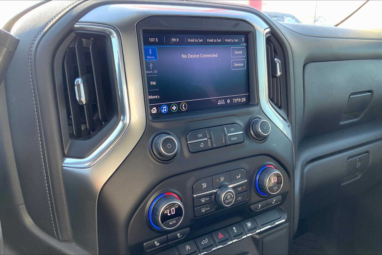 2021 Chevrolet Silverado 1500 LT photo 6