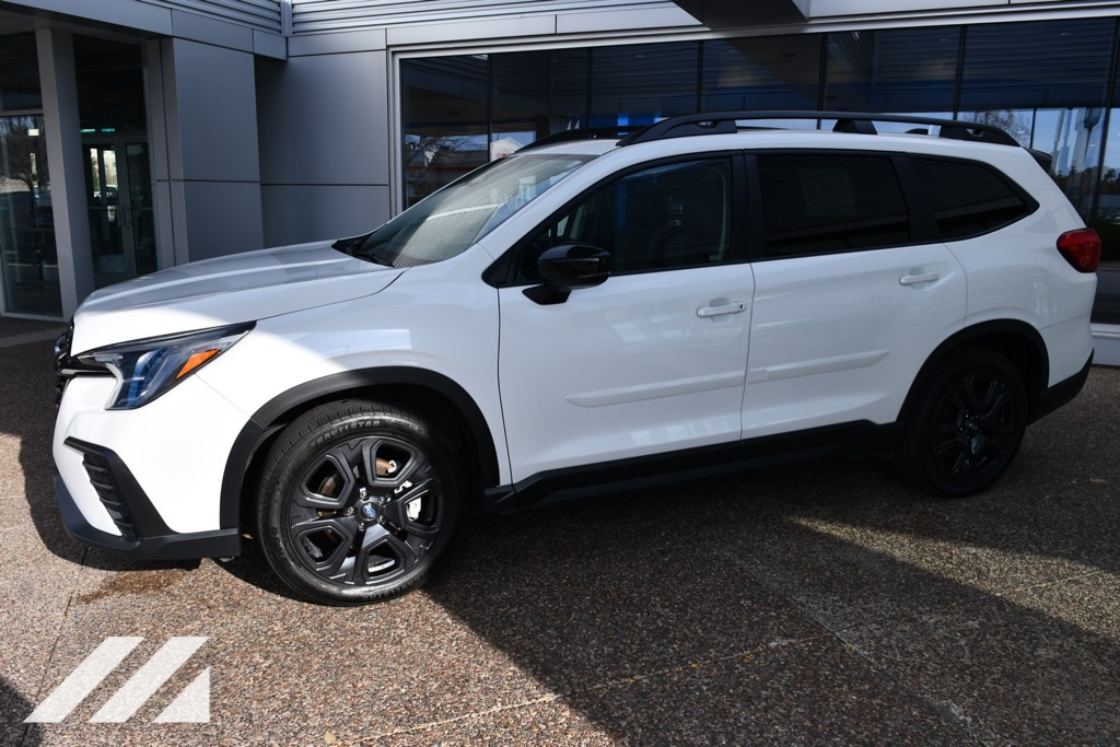 2024 Subaru Ascent Onyx Edition photo 2
