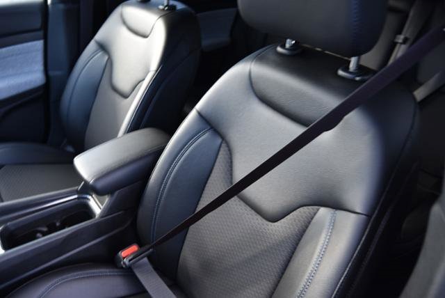 2024 Jeep Compass Latitude photo 15