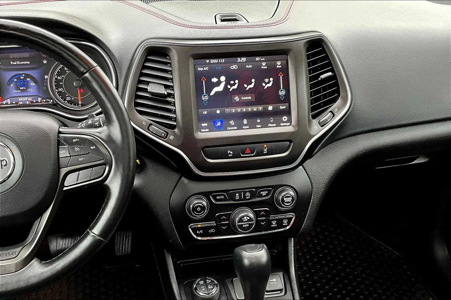 2021 Jeep Cherokee Trailhawk photo 6