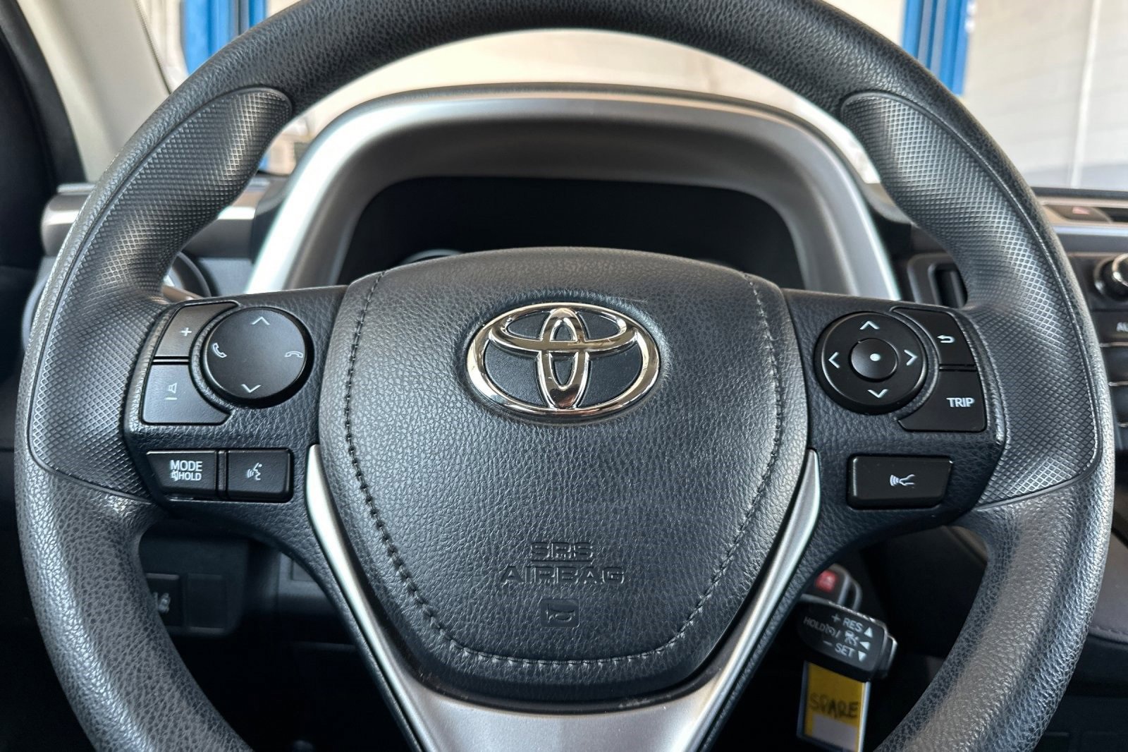 2017 Toyota RAV4 LE photo 23