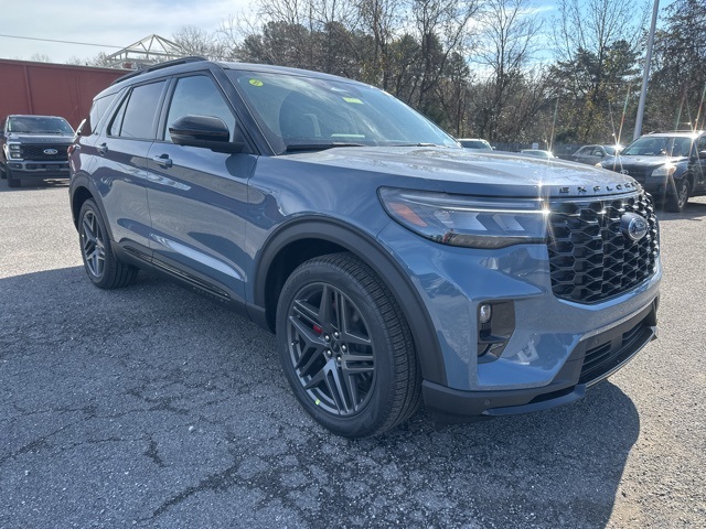 2026 Ford Explorer ST's photo