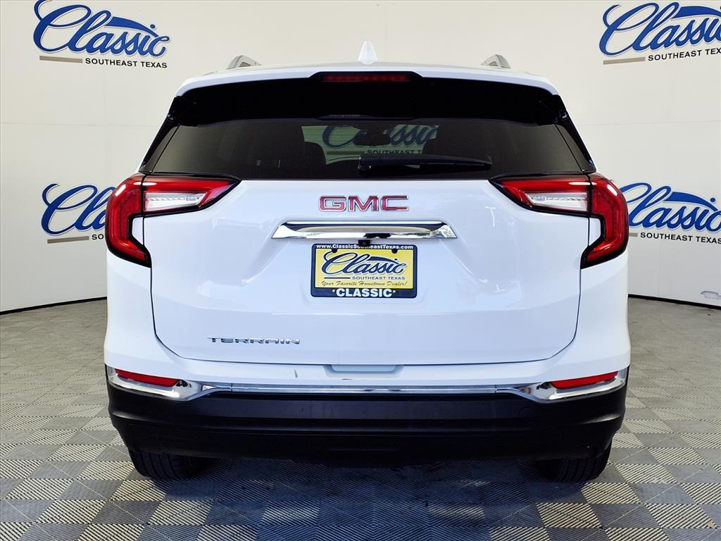 2024 Gmc Terrain SLT photo 4