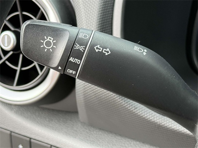 2023 Hyundai Kona SE photo 17