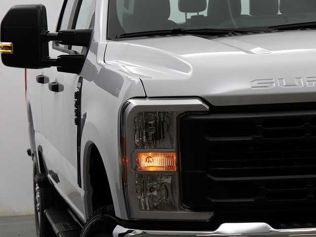 2026 Ford F-250 XL photo 4
