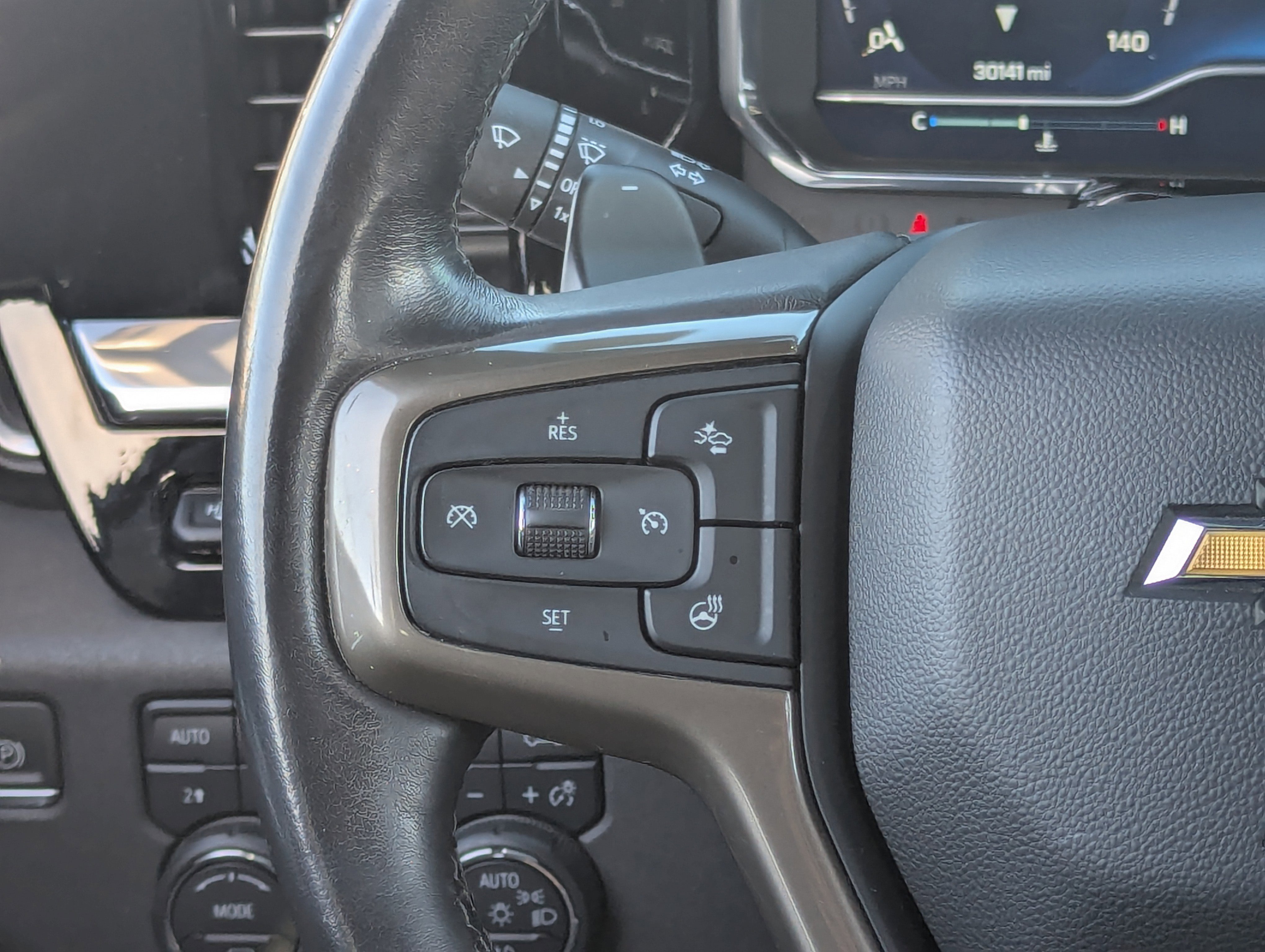 2022 Chevrolet Silverado 1500 High Country photo 2
