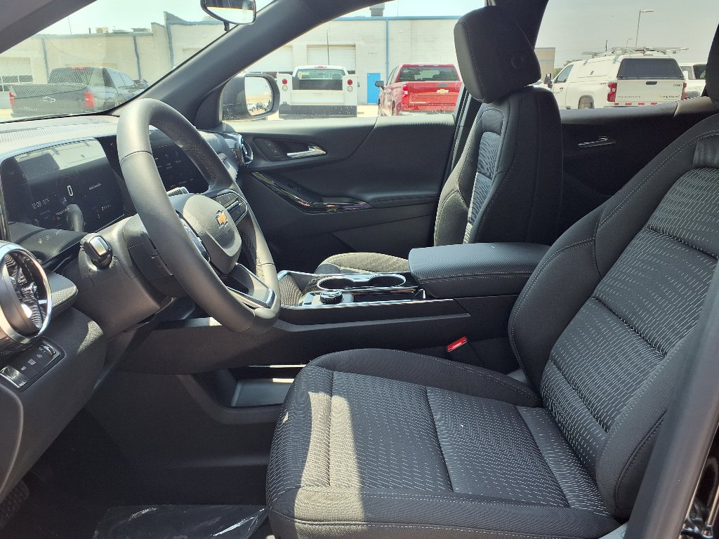 2026 Chevrolet Equinox LT photo 14