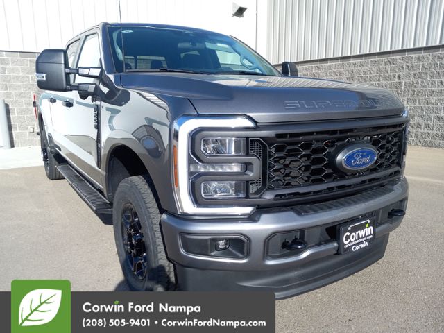 2026 Ford F-250 Super Duty XL's photo