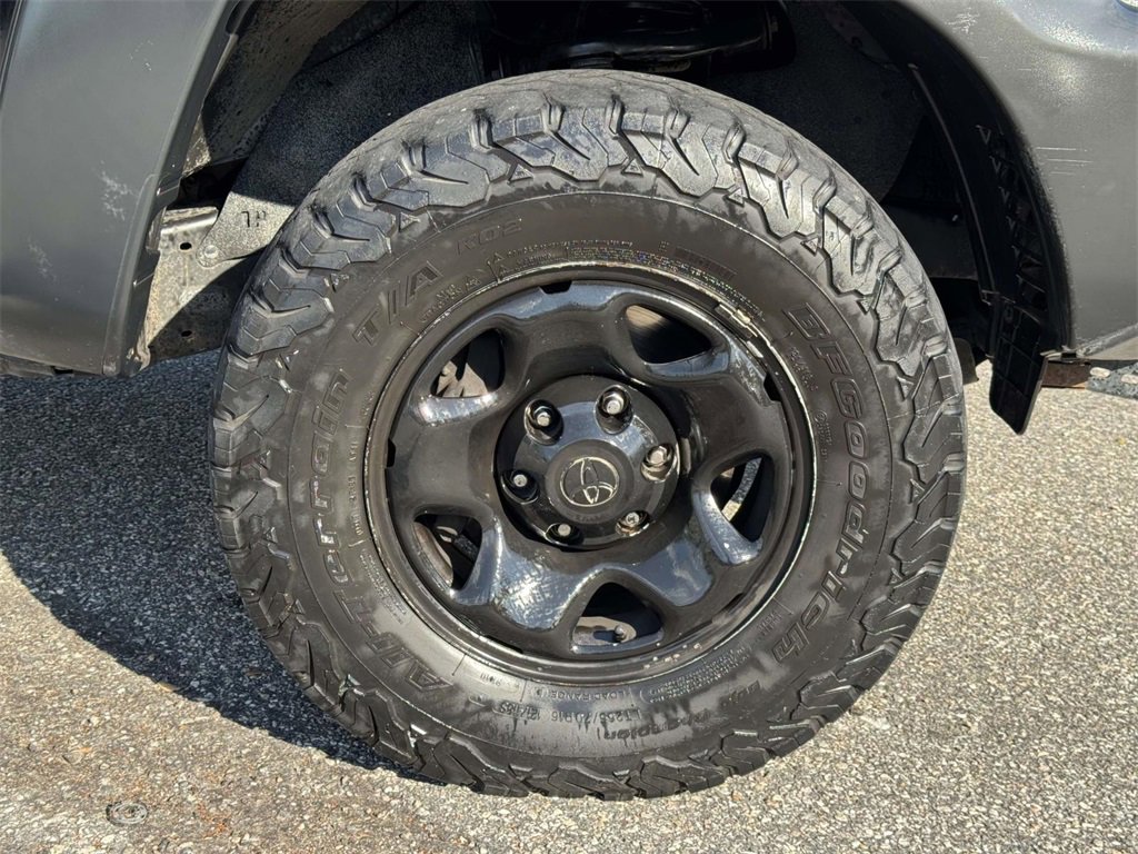 2015 Toyota Tacoma PreRunner photo 25