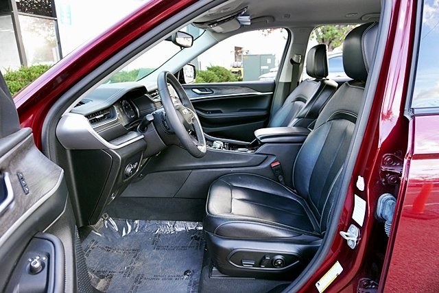 Certified Used 2023 Red Jeep Limited image 13