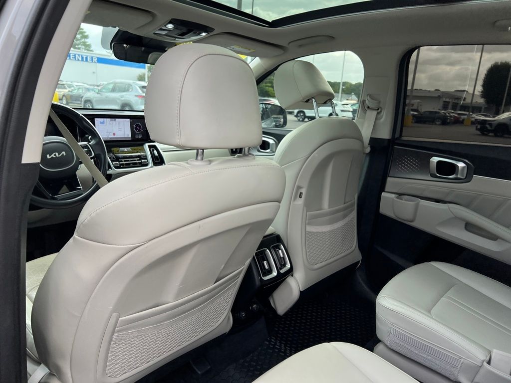 2022 Kia Sorento SX photo 21