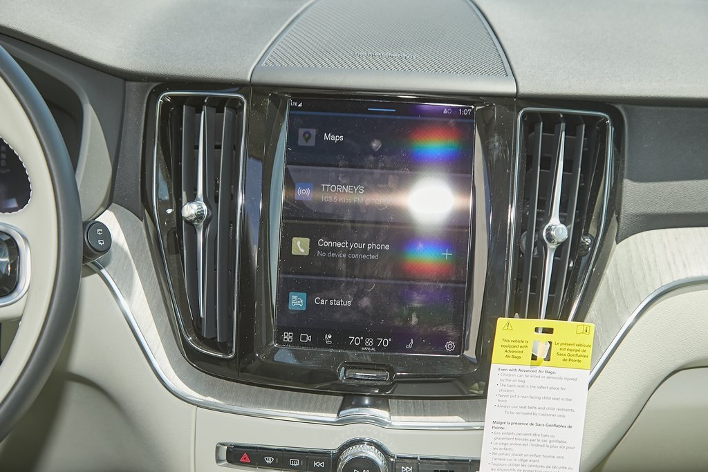 2025 VOLVO XC60 - Image 23