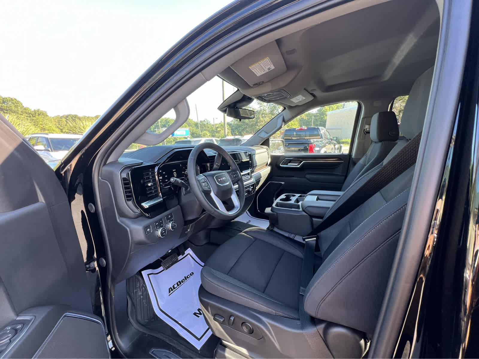 2024 Gmc Sierra 1500 Elevation photo 5